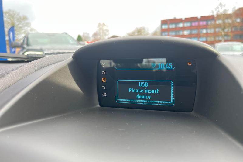 Used Ford Fiesta 2014 for sale - 76631378: Photo 32