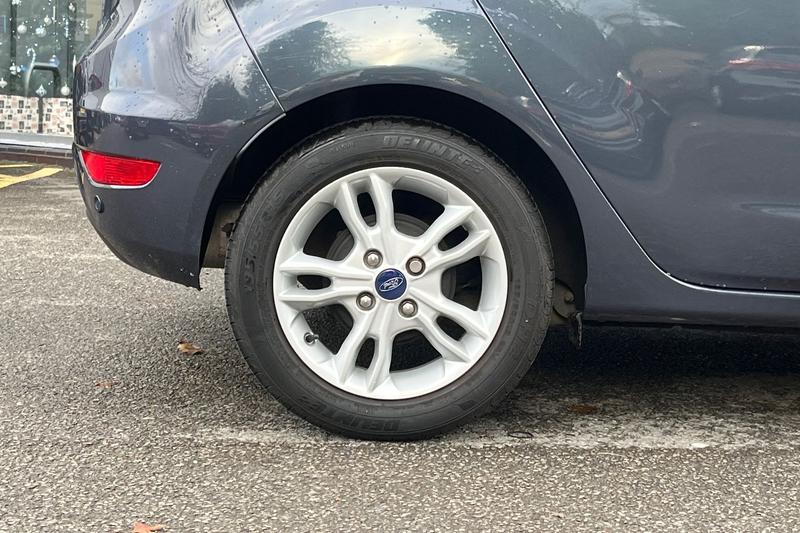 Used Ford Fiesta 2014 for sale - 76631378: Photo 8