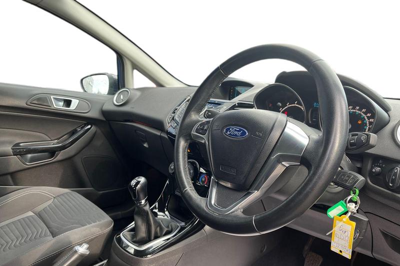 Used Ford Fiesta 2014 for sale - 76631378: Photo 9