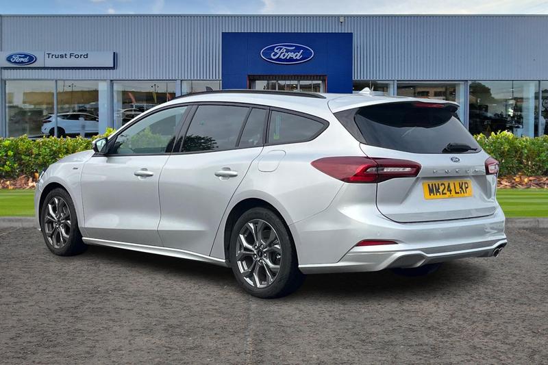 Used Ford Focus 2024 for sale - 76184536: Photo 2
