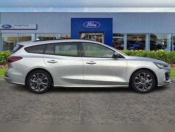 Used Ford Focus 2024 for sale - 76184536: Photo 3