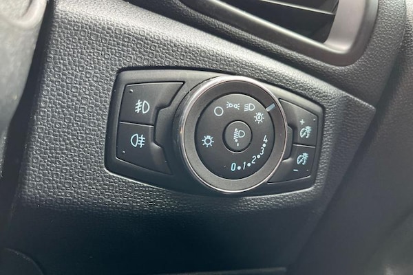 Used Ford Ecosport 2018 for sale - 76255309: Photo 30
