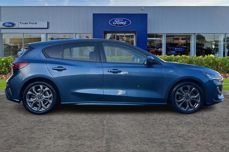 Used Ford Focus for sale - 76660094: Photo 3