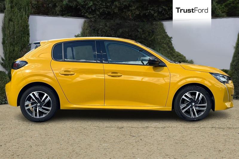 Used Peugeot 208 2023 for sale - 76344360: Photo 3