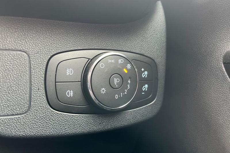 Used Ford Puma for sale - 76467625: Photo 30