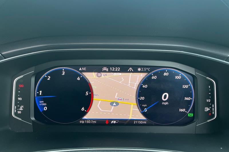 Used Volkswagen T-Roc 2021 for sale - 77582060: Photo 13