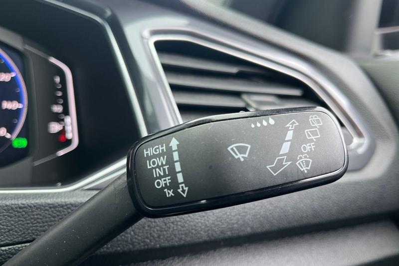 Used Volkswagen T-Roc 2021 for sale - 77582060: Photo 15