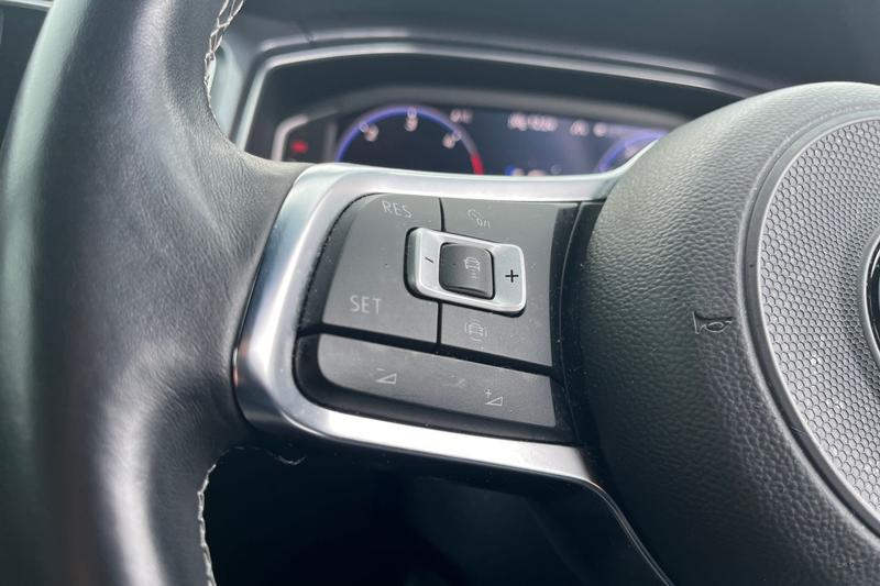 Used Volkswagen T-Roc 2021 for sale - 77582060: Photo 38