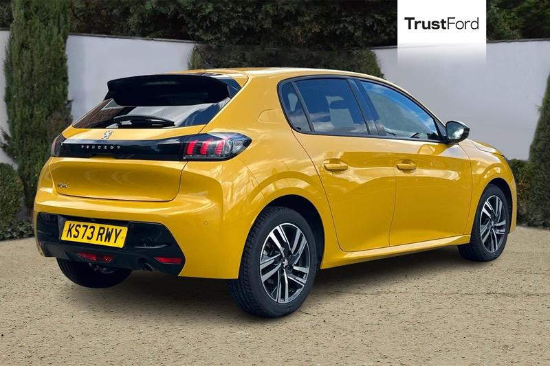 Used Peugeot 208 2023 for sale - 76486480: Photo 4