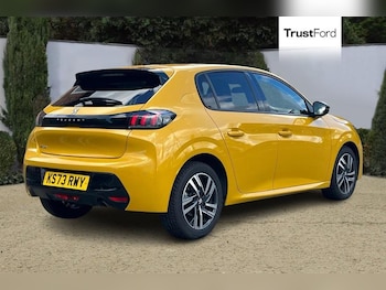 Used Peugeot 208 2023 for sale - 76486480: Photo