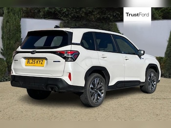 Used Subaru Forester 2025 for sale - 77941449: Photo