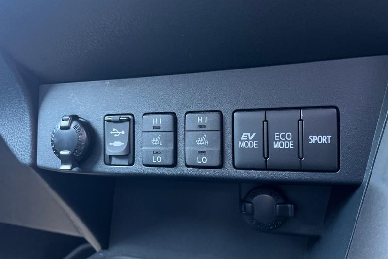 Used Toyota RAV4 2018 for sale - 78028582: Photo 22