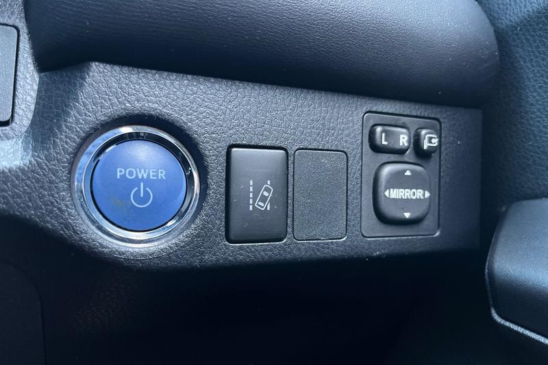 Used Toyota RAV4 2018 for sale - 78028582: Photo 30