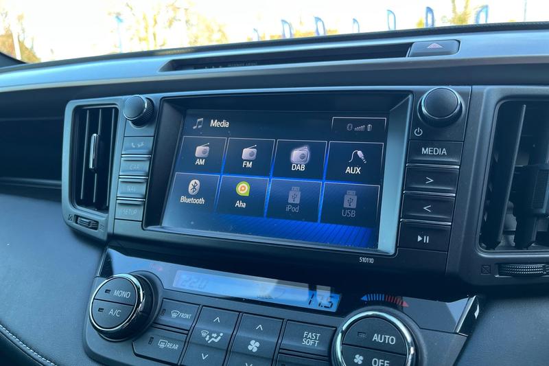 Used Toyota RAV4 2018 for sale - 78028582: Photo 33