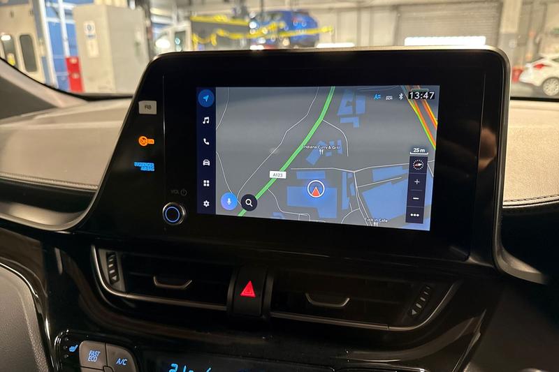 Used Toyota C-HR for sale - 77427188: Photo 32