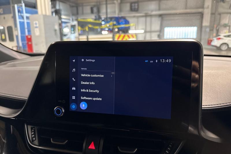 Used Toyota C-HR for sale - 77427188: Photo 45