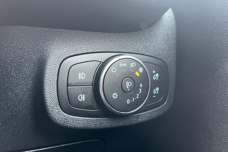 Used Ford Fiesta 2020 for sale - 77262030: Photo 30