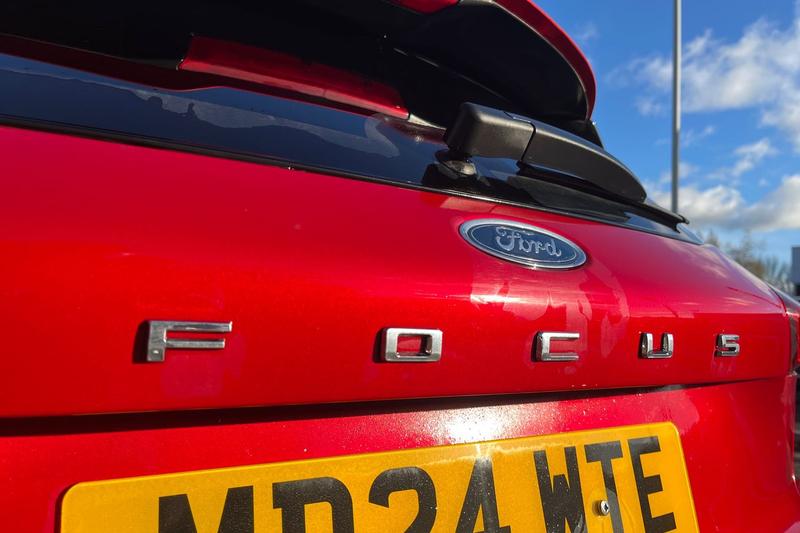 Used Ford Focus for sale - 76776772: Photo 25