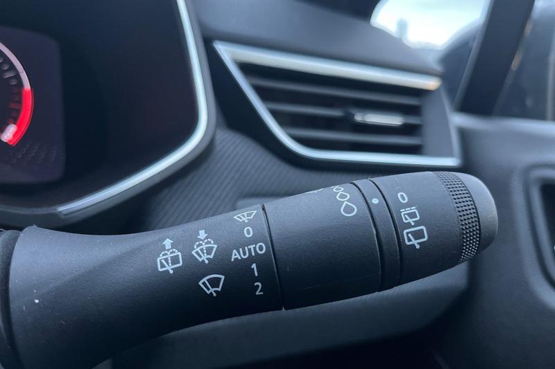 Used Renault Clio 2024 for sale - 76514318: Photo 15