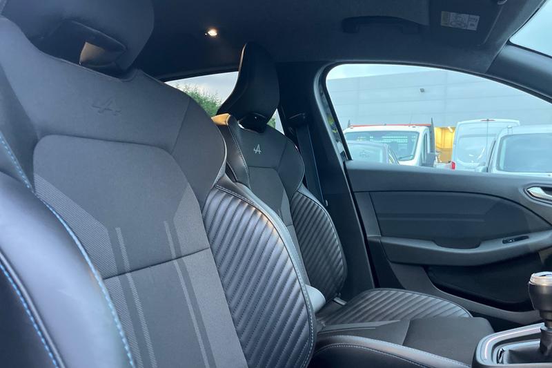 Used Renault Clio 2024 for sale - 76514318: Photo 17