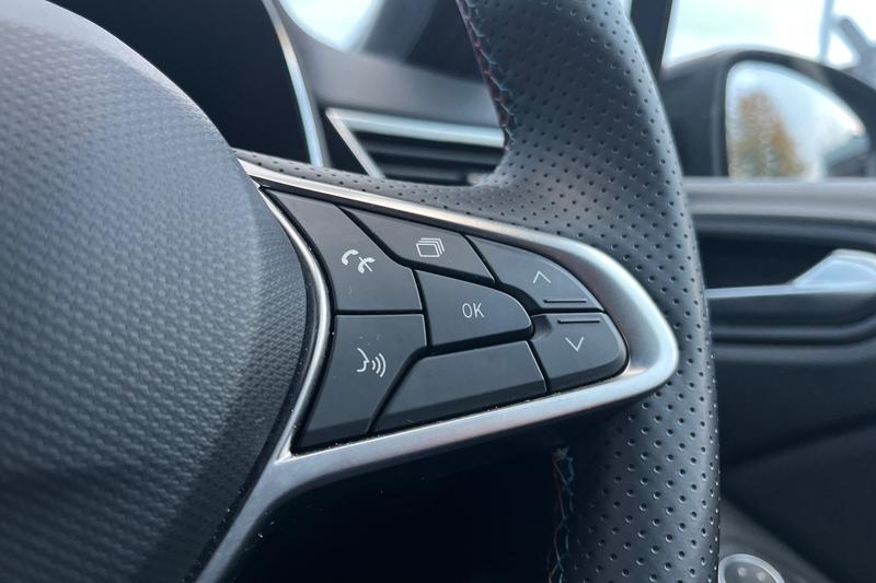 Used Renault Clio 2024 for sale - 76514318: Photo 39