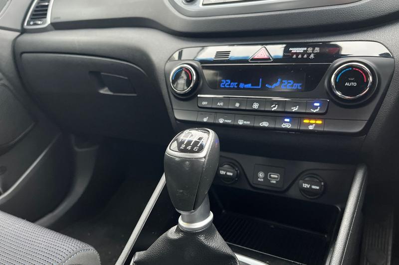 Used Hyundai TUCSON 2017 for sale - 76730143: Photo 35