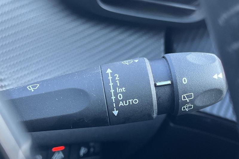 Used Peugeot 2008 2022 for sale - 76653357: Photo 15