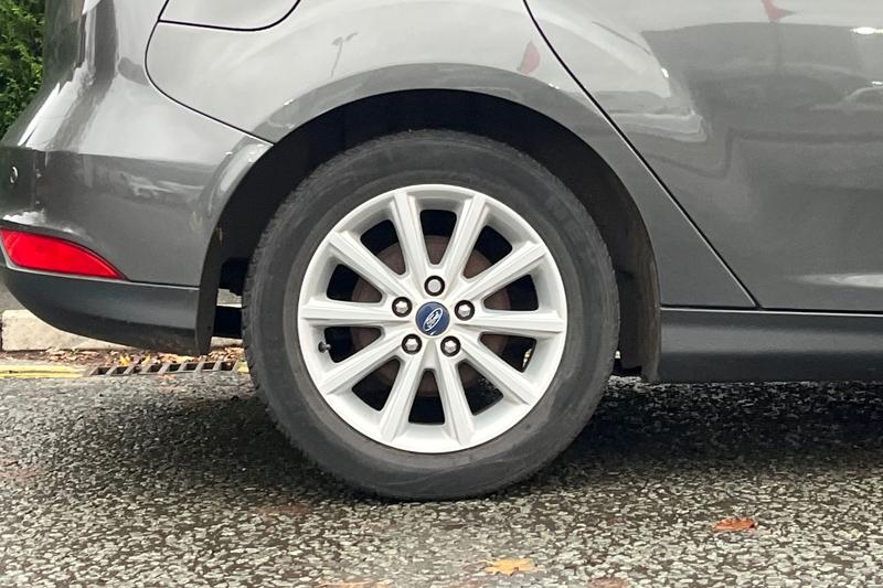 Used Ford Focus 2016 for sale - 76467623: Photo 8