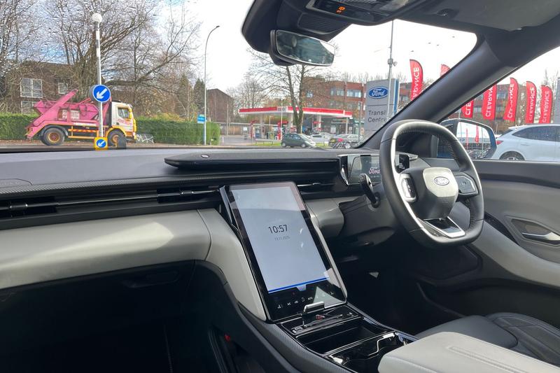 Used Ford Explorer 2024 for sale - 76568468: Photo 18