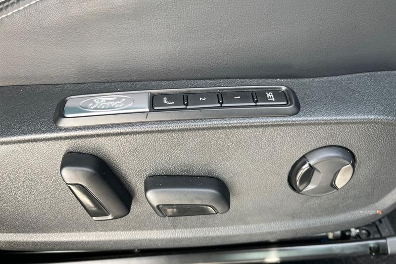 Used Ford Explorer 2024 for sale - 76568468: Photo 31