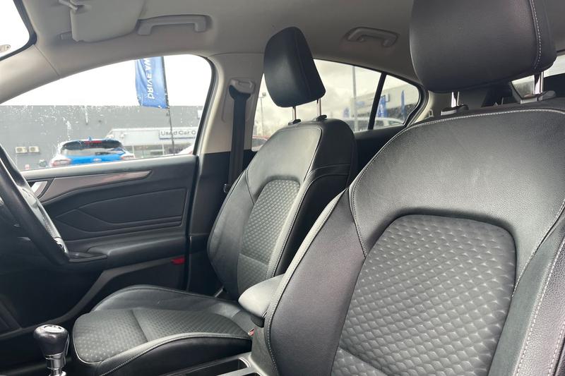 Used Ford Focus 2019 for sale - 78206270: Photo 19