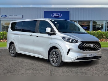 Used Ford Tourneo Custom 2024 for sale - 78152982: Photo
