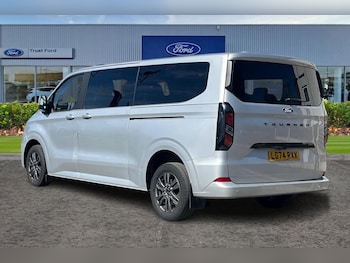 Used Ford Tourneo Custom 2024 for sale - 78152982: Photo