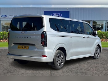 Used Ford Tourneo Custom 2024 for sale - 78152982: Photo