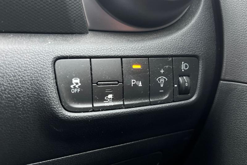 Used Hyundai KONA 2022 for sale - 77393801: Photo 30