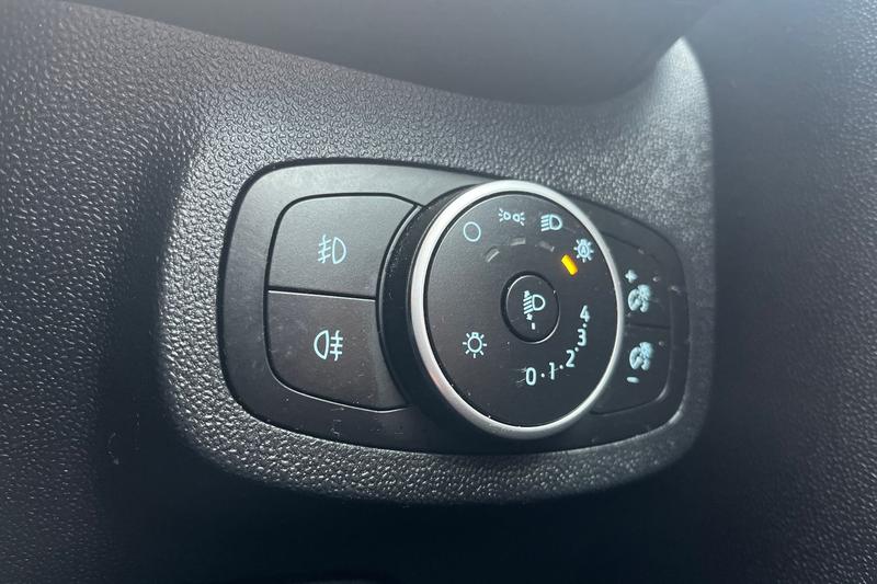 Used Ford Fiesta 2020 for sale - 76355485: Photo 30