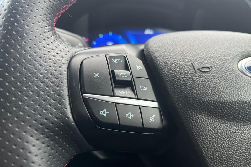 Used Ford Kuga 2021 for sale - 77176400: Photo 39