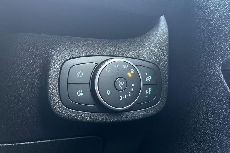 Used Ford Fiesta 2019 for sale - 76405288: Photo 30