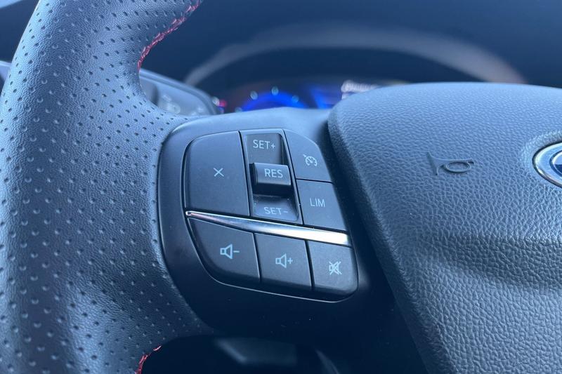 Used Ford Kuga 2022 for sale - 76782404: Photo 39