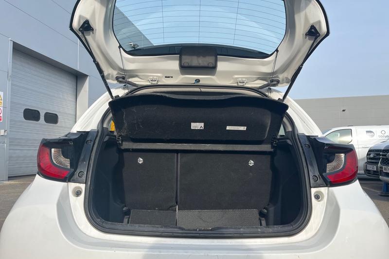 Used Toyota Yaris 2023 for sale - 77965936: Photo 21