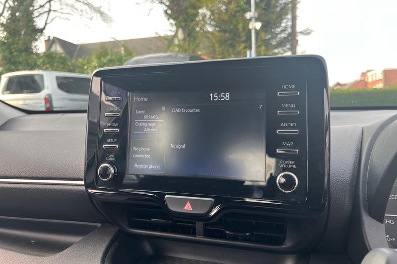 Used Toyota Yaris 2023 for sale - 77965936: Photo 33