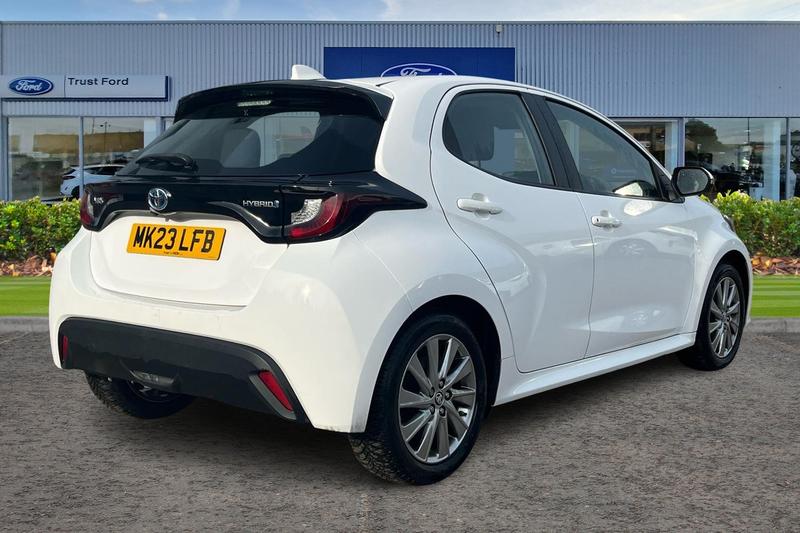 Used Toyota Yaris 2023 for sale - 77965936: Photo 4