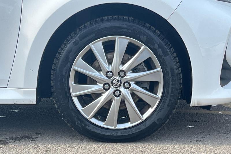 Used Toyota Yaris 2023 for sale - 77965936: Photo 8