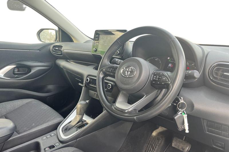 Used Toyota Yaris 2023 for sale - 77965936: Photo 9