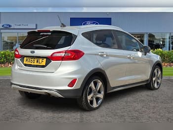 Used Ford Fiesta 2018 for sale - 79630525: Photo