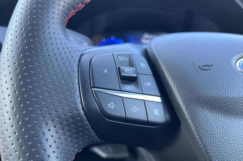 Used Ford Kuga 2022 for sale - 76625368: Photo 39