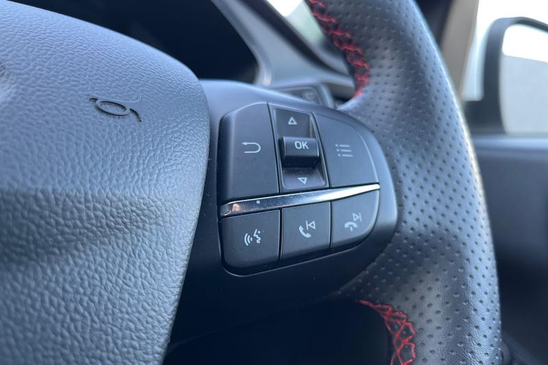 Used Ford Kuga 2022 for sale - 76625368: Photo 40