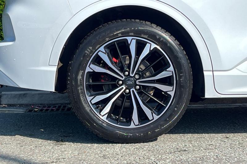 Used Ford Kuga 2022 for sale - 76625368: Photo 8