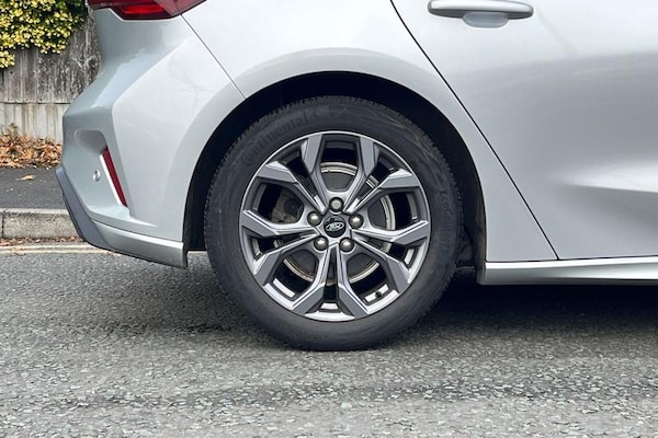 Used Ford Focus 2022 for sale - 76255294: Photo 8