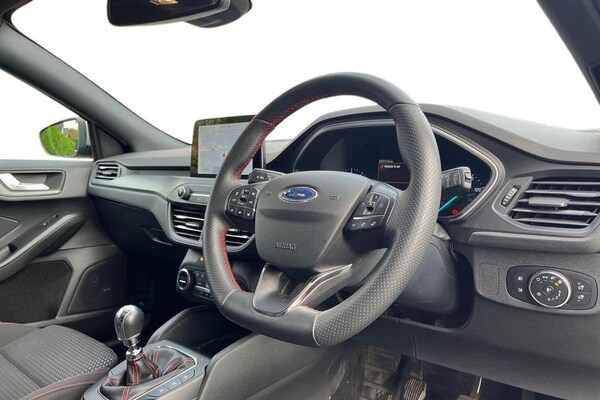 Used Ford Focus 2022 for sale - 76255294: Photo 9